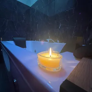 Jacuzzi , Lyon France