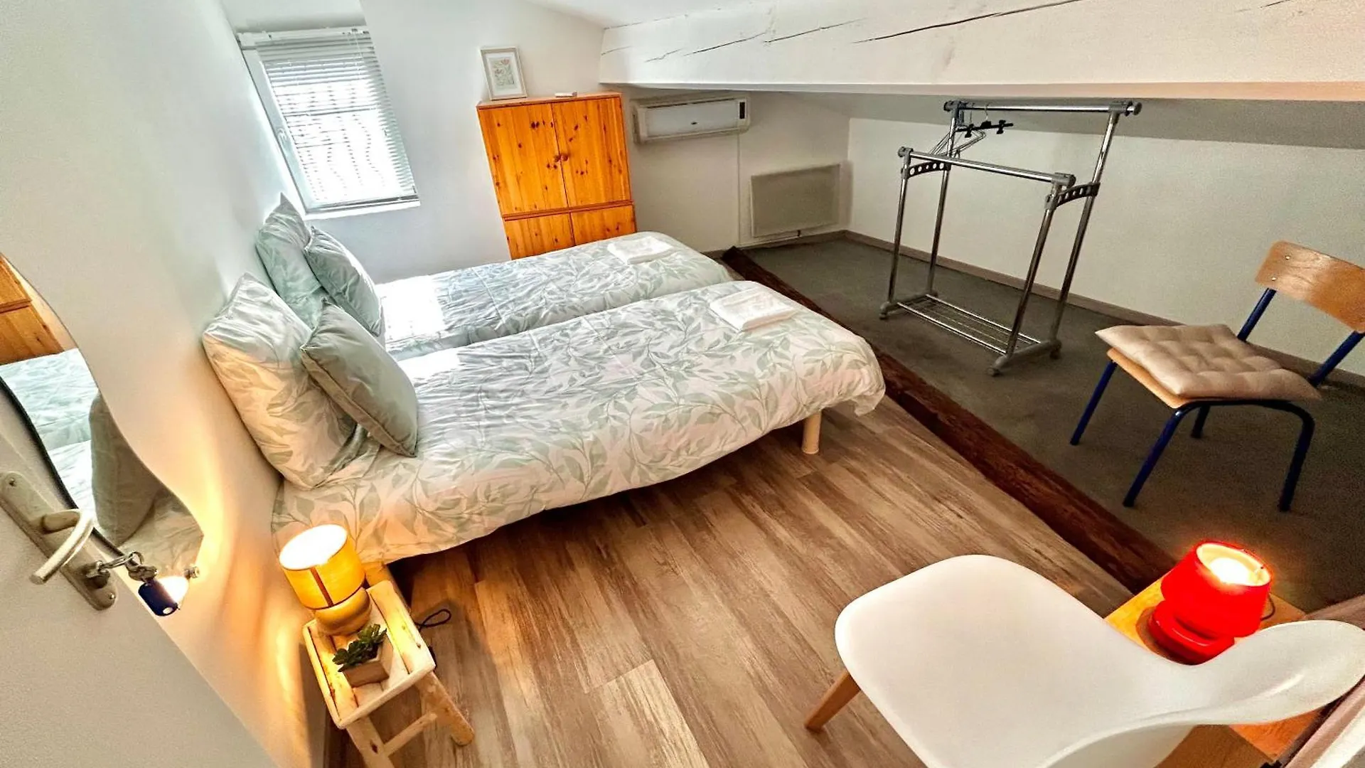 O'Berge & Chambres Avignone 0*,  Francia